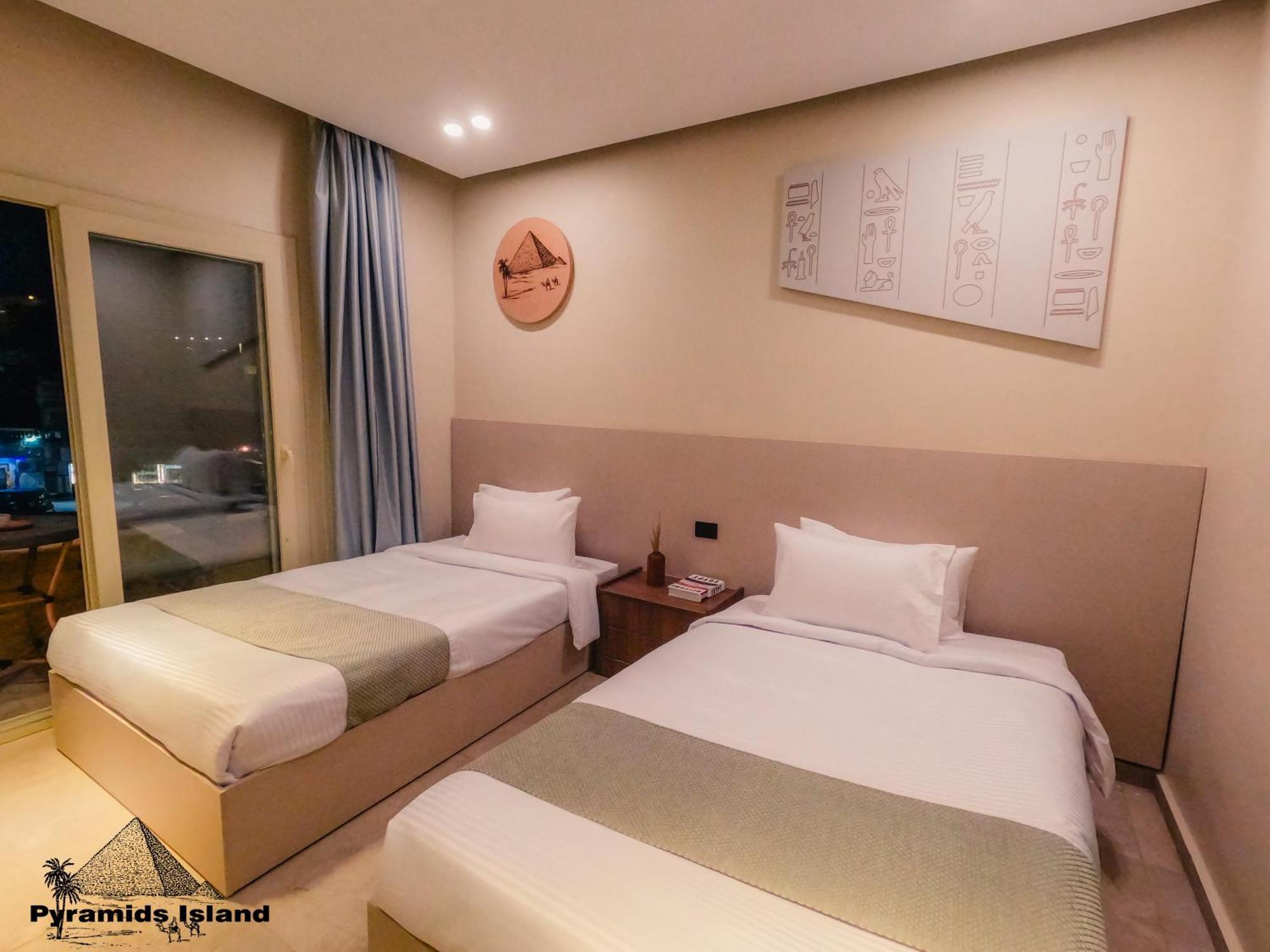 Pyramids Island Bed & Breakfast Kafrat al Jabal Exterior photo