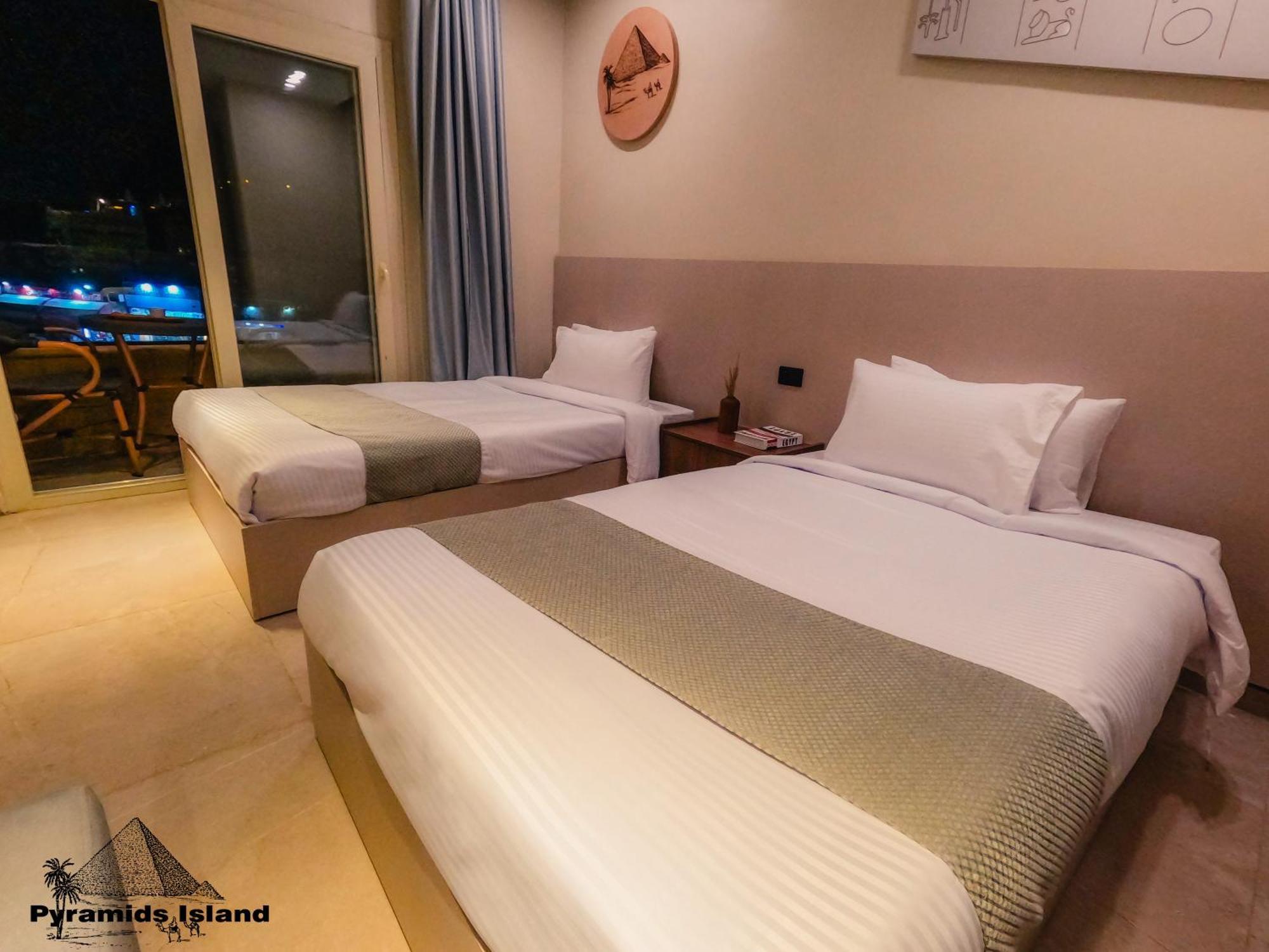 Pyramids Island Bed & Breakfast Kafrat al Jabal Exterior photo