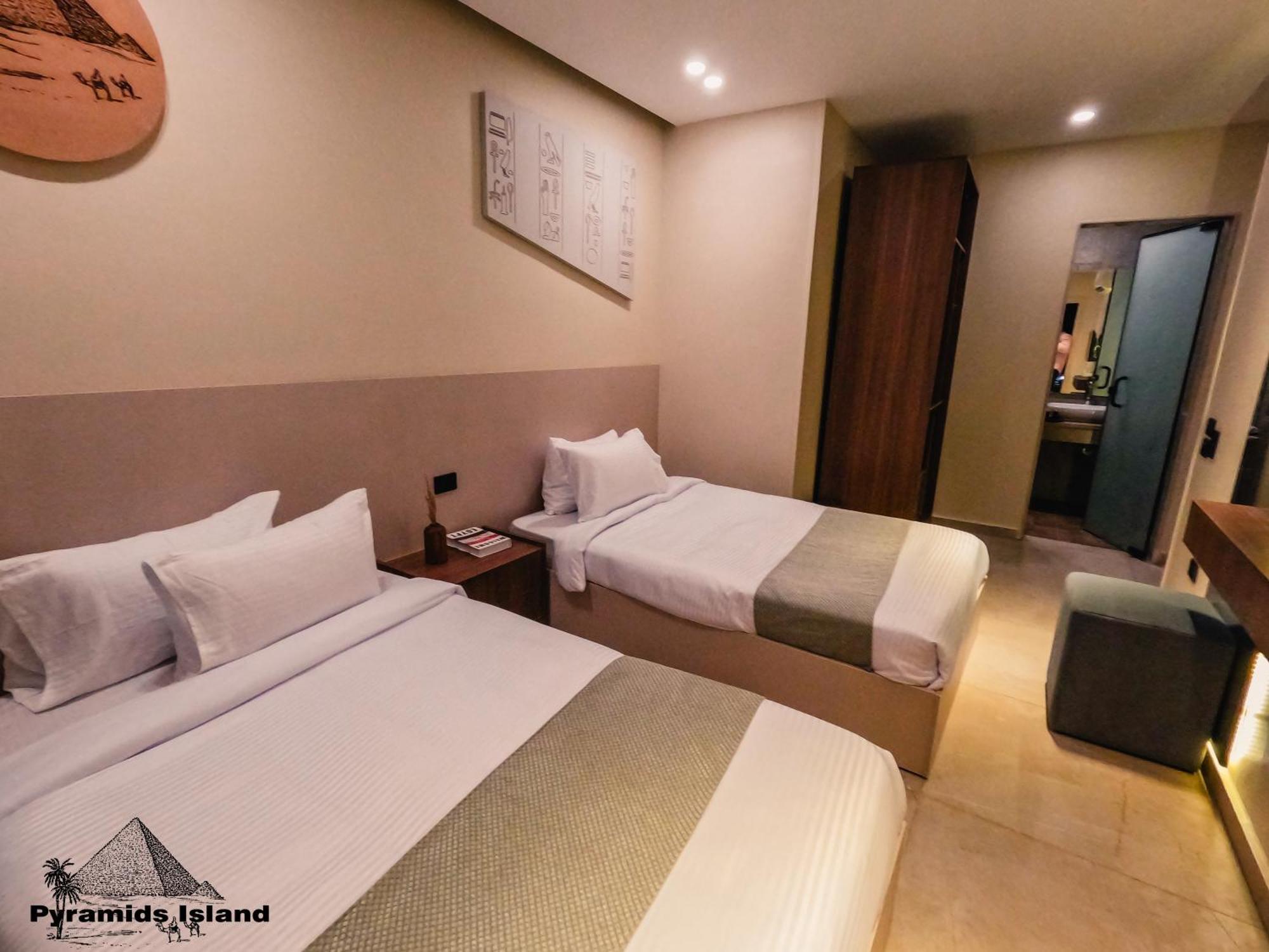 Pyramids Island Bed & Breakfast Kafrat al Jabal Exterior photo