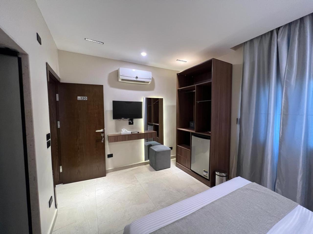 Pyramids Island Bed & Breakfast Kafrat al Jabal Exterior photo